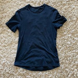 Mens Lululemon 5 year Basic T-shirt size S
